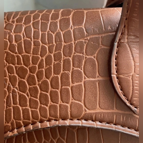 ASOS Brown Handbag With Gold Chain Strap & Handles - Picture 3 of 6